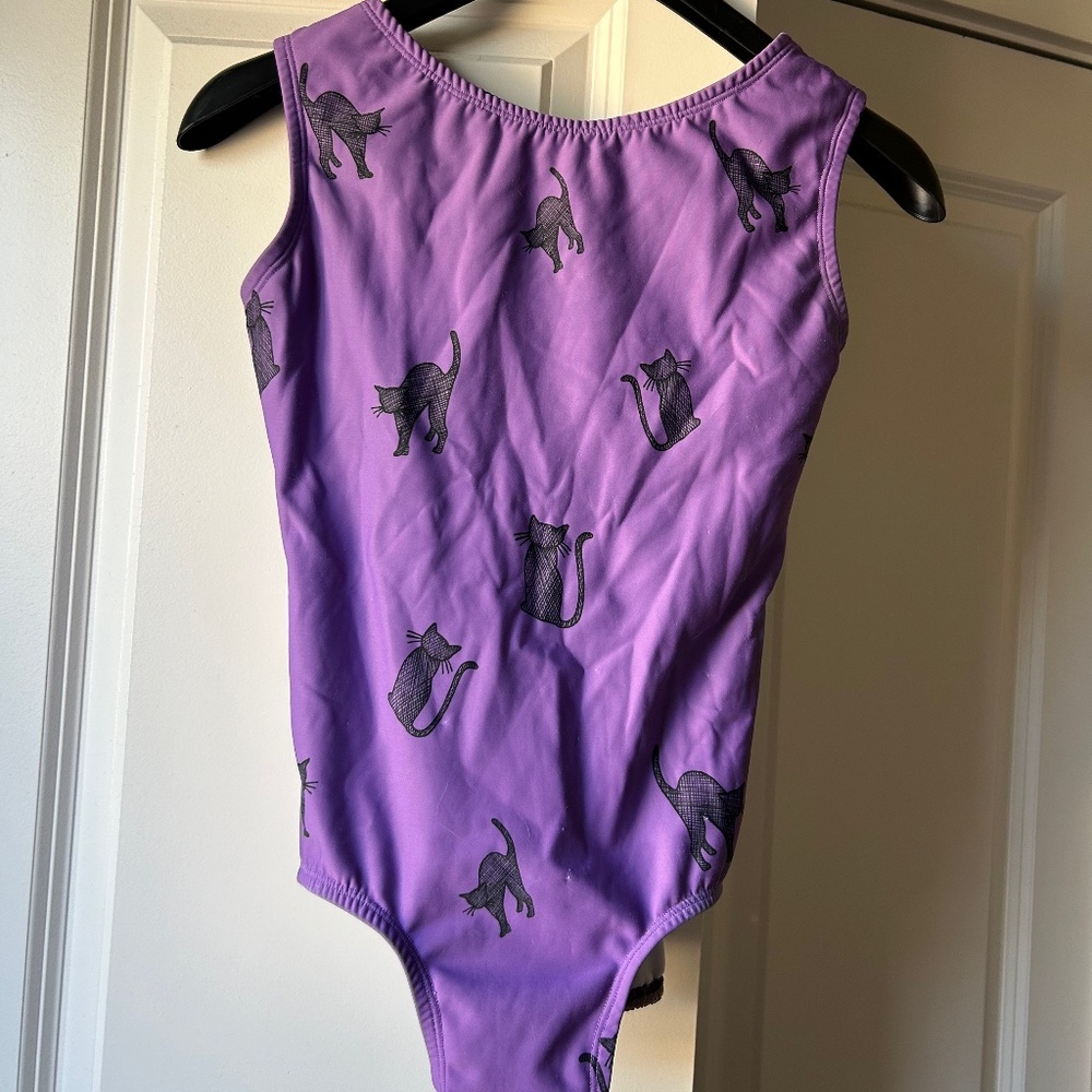 Purple Cat Clarity Lucky Leo Size L